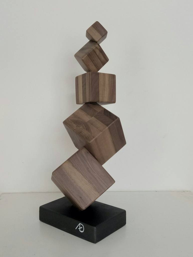 Original Abstract Sculpture by Anna e Daniele Beltrame - Sedie Rustiche di Beltrame Daniele snc