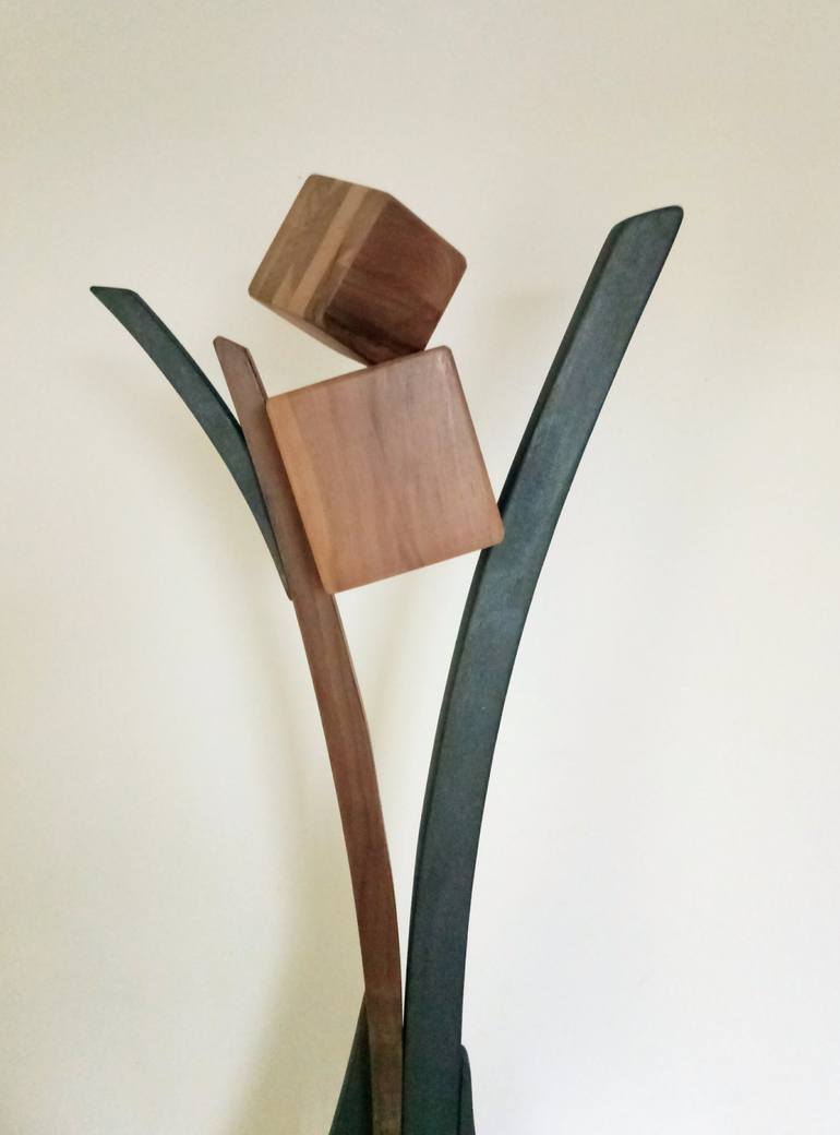 Original Conceptual Abstract Sculpture by Anna e Daniele Beltrame - Sedie Rustiche di Beltrame Daniele snc