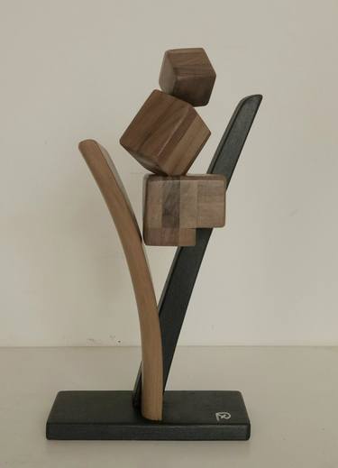 Original Abstract Sculpture by Anna e Daniele Beltrame - Sedie Rustiche di Beltrame Daniele snc