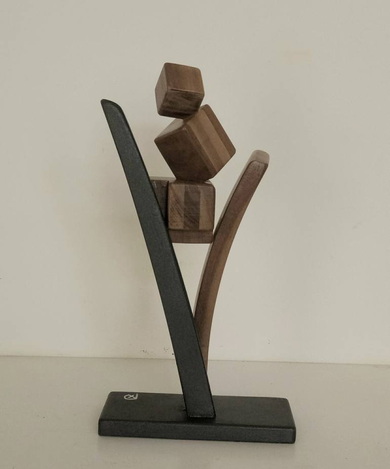 Original Abstract Sculpture by Anna e Daniele Beltrame - Sedie Rustiche di Beltrame Daniele snc