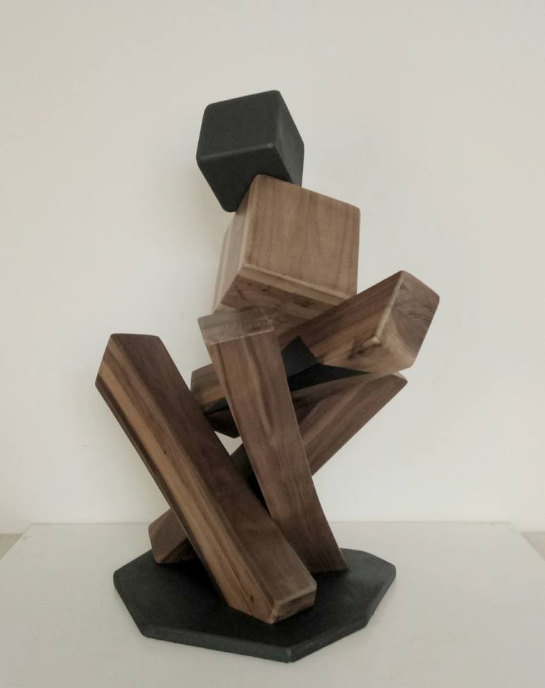 Original Abstract Sculpture by Anna E Daniele Beltrame - Sedie Rustiche Di Beltrame Daniele Snc