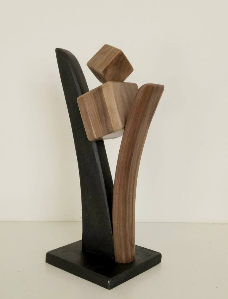 Original Abstract Sculpture by Anna e Daniele Beltrame - Sedie Rustiche di Beltrame Daniele snc