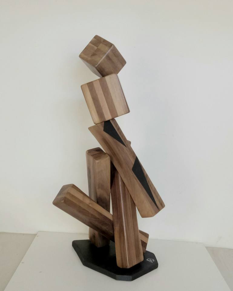 Original Conceptual Abstract Sculpture by Anna E Daniele Beltrame - Sedie Rustiche Di Beltrame Daniele Snc