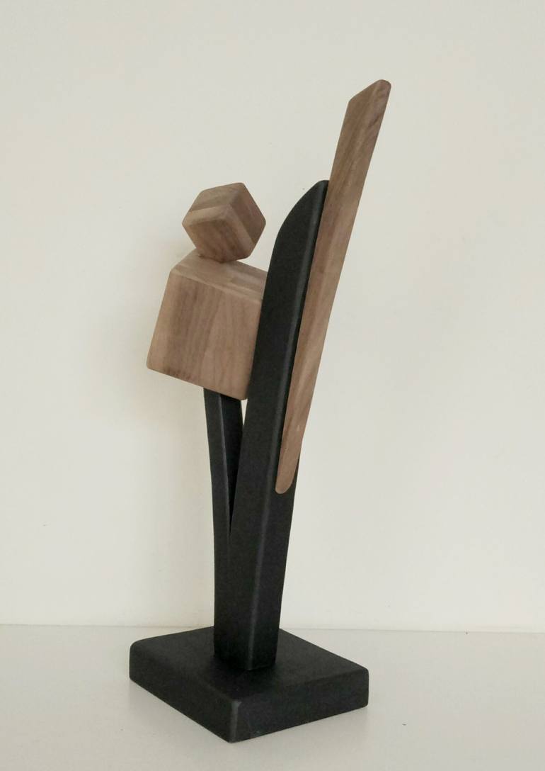 Original Abstract Sculpture by Anna E Daniele Beltrame - Sedie Rustiche Di Beltrame Daniele Snc
