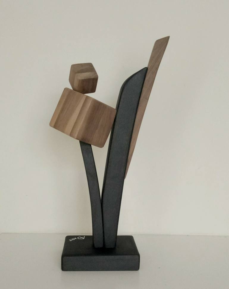 Original Abstract Sculpture by Anna E Daniele Beltrame - Sedie Rustiche Di Beltrame Daniele Snc