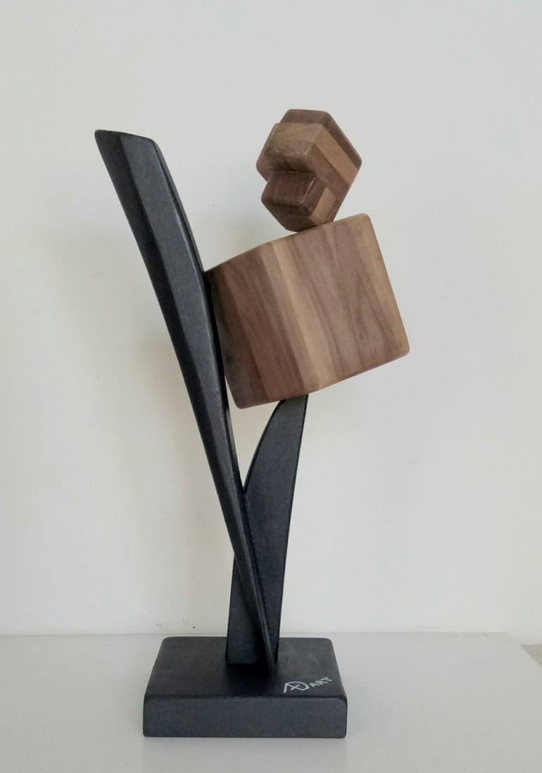 Original Abstract Sculpture by Anna e Daniele Beltrame - Sedie Rustiche di Beltrame Daniele snc