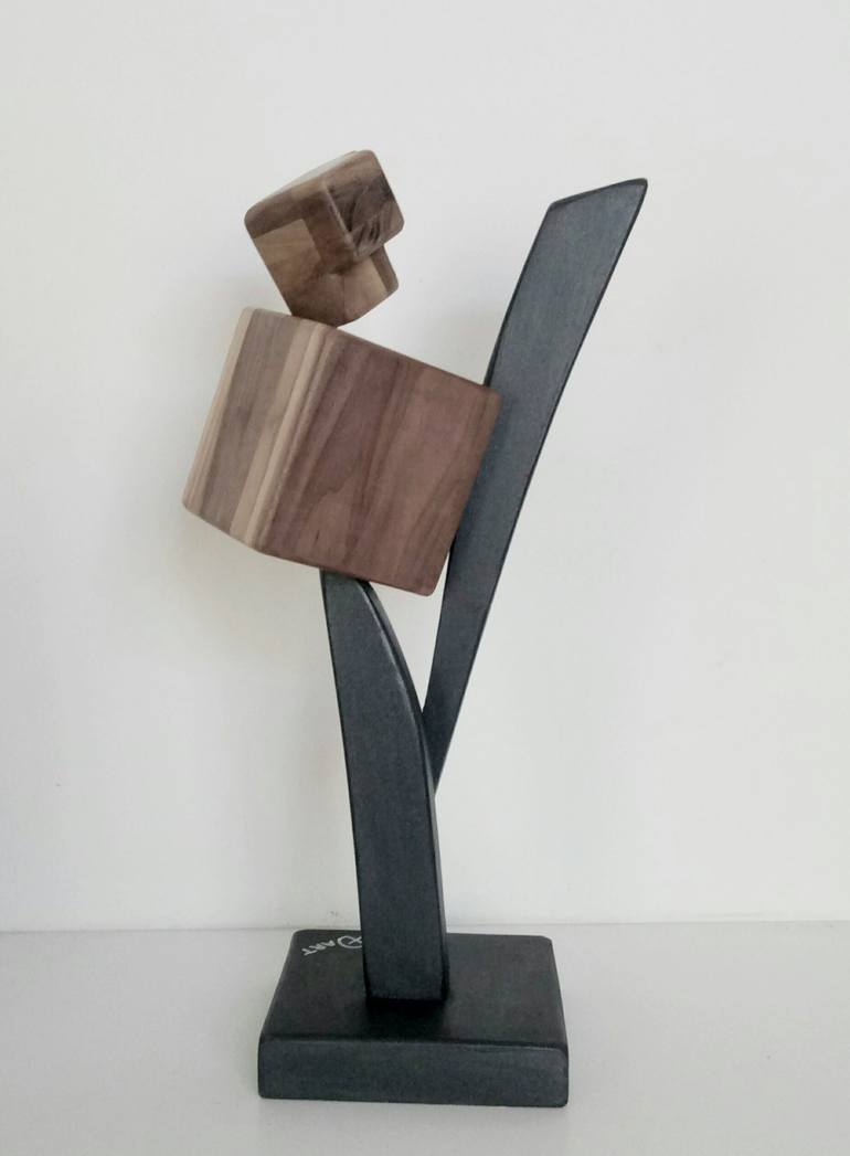 Original Abstract Sculpture by Anna e Daniele Beltrame - Sedie Rustiche di Beltrame Daniele snc