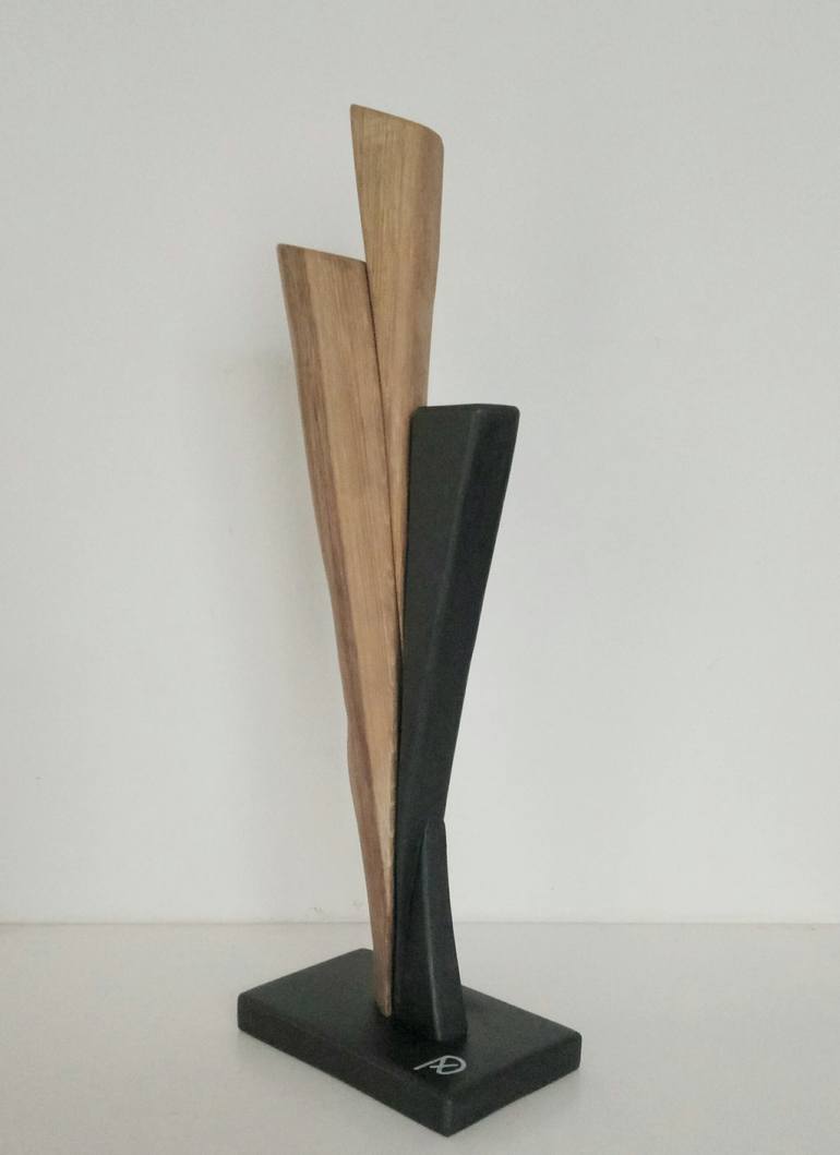 Original Abstract Sculpture by Anna E Daniele Beltrame - Sedie Rustiche Di Beltrame Daniele Snc