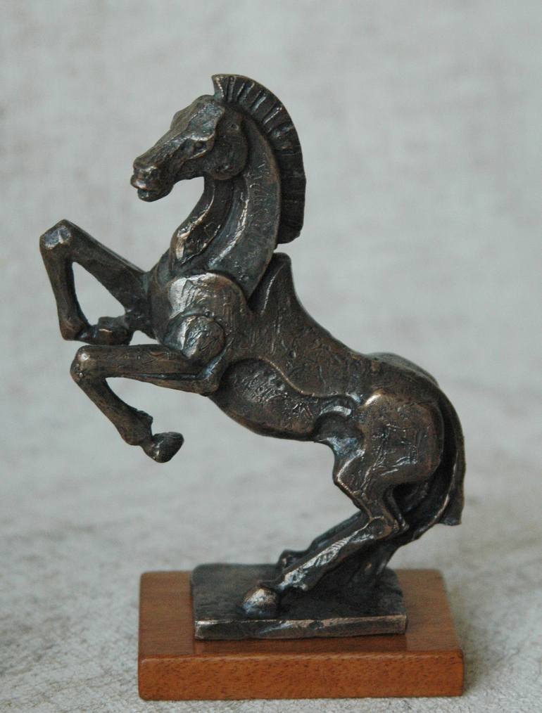 Original Figurative Horse Sculpture by Orazio Barbagallo