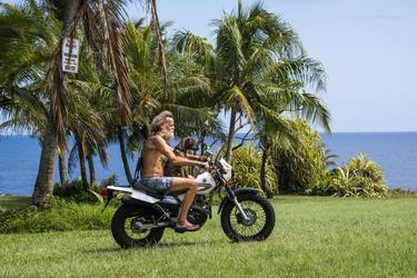 man on moto with dog, hawaii - Limited Edition of 20 thumb