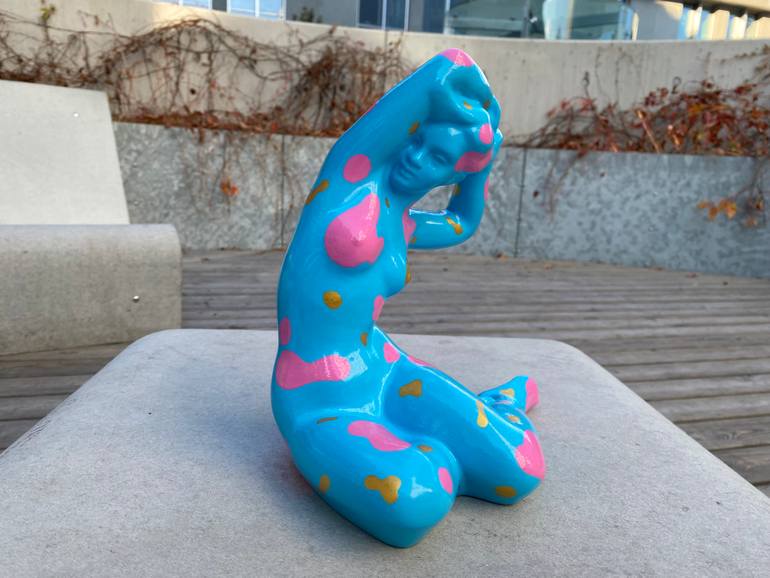 Original Minimalism Nude Sculpture by Sviatlana Petushkova