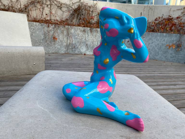 Original Minimalism Nude Sculpture by Sviatlana Petushkova