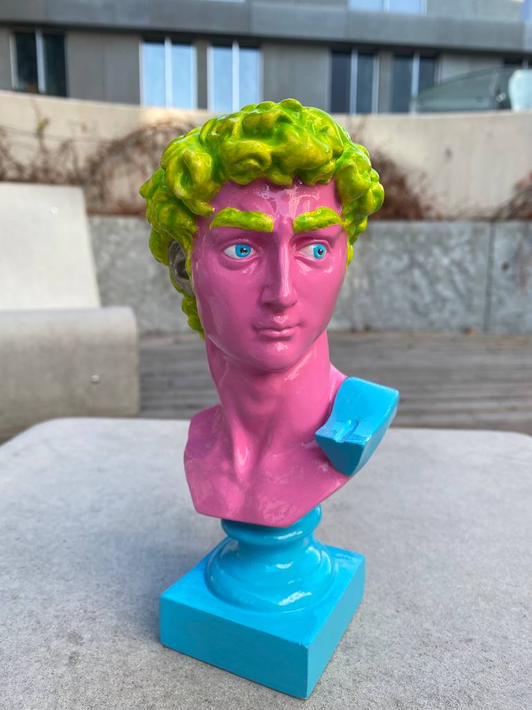 Original Modernism Pop Culture/Celebrity Sculpture by Sviatlana Petushkova