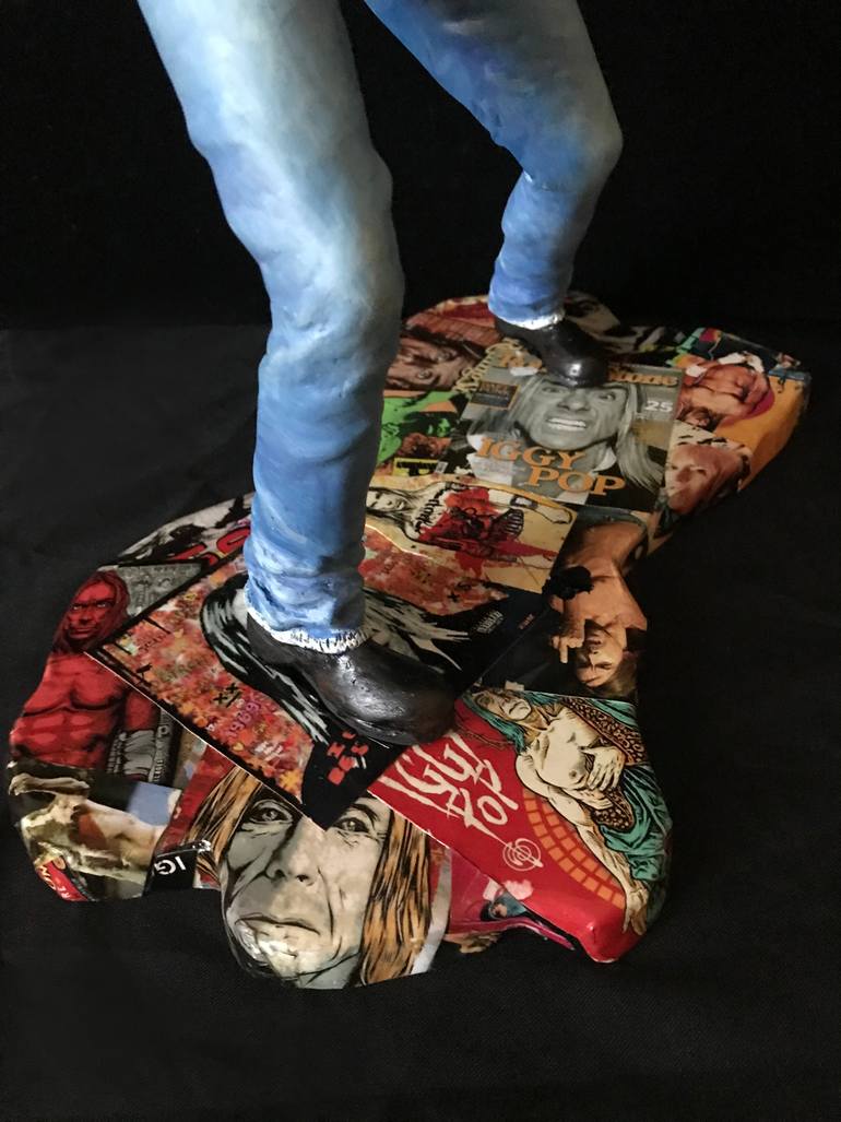 Original Contemporary Pop Culture/Celebrity Sculpture by Yevhenii Zaborovskyі