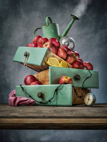 Original Abstract Still Life Photography by Cosimo Barletta - Mayda Mason