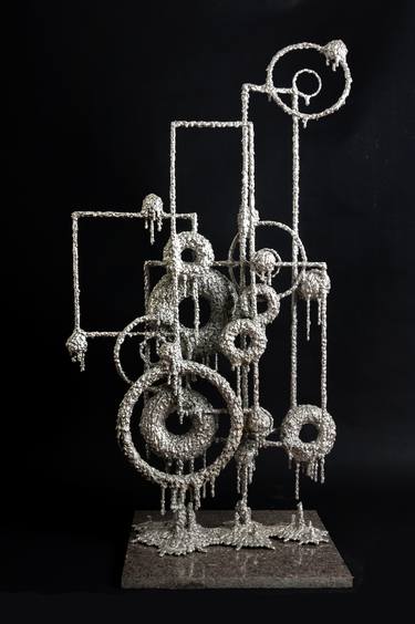 Original Abstract Sculpture by 기용 김