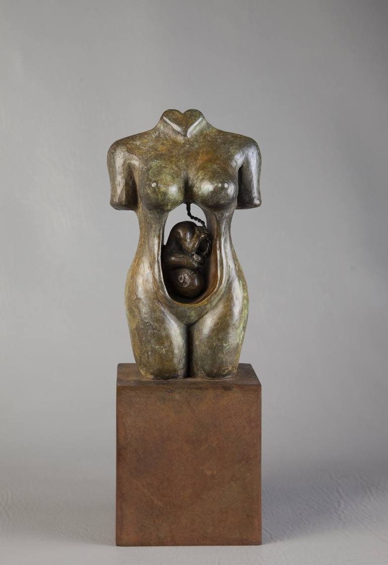 Original Women Sculpture by Fiona Olimpia