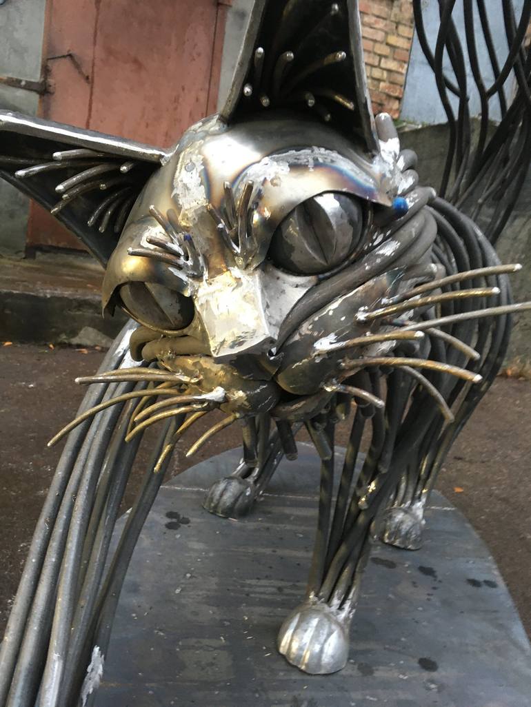 Original Cats Sculpture by Volodymyr Beletskyi