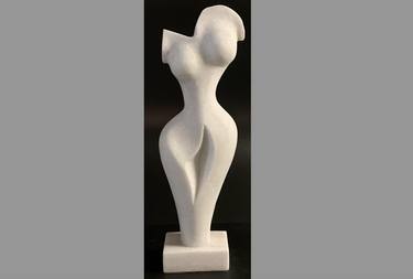 Original Women Sculpture by Evelyne Brader-Frank