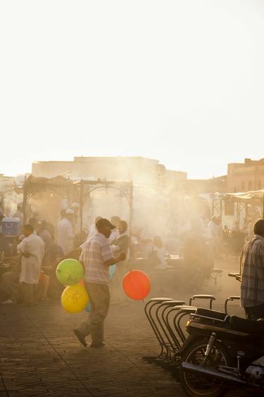 Balloon Seller, Marrakesh,Morocco - Limited Edition of 15 thumb