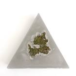 Triangle No.7 by Sasi Kladpetch