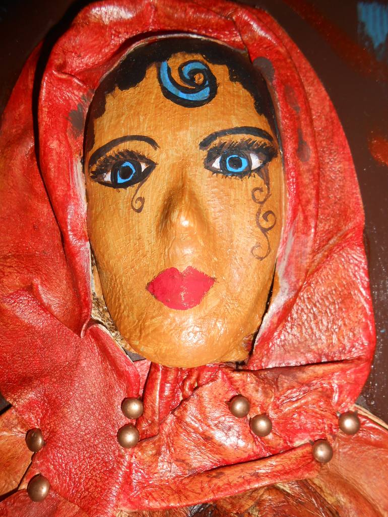 Original Women Sculpture by Senem Ocal