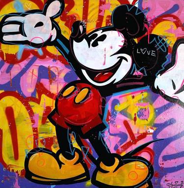 Mickey Mouse thumb