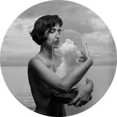 Original Fine Art Nude Photography by Gabriel Guerra Bianchini