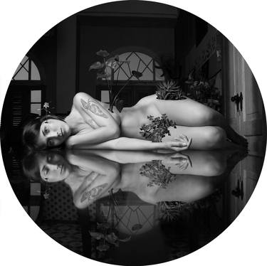 Original Nude Photography by Gabriel Guerra Bianchini