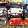 Acrylic paint on wood previously primed to the chalk. Gloss varnish.
This piece belongs to the series portraits of vehicles.
