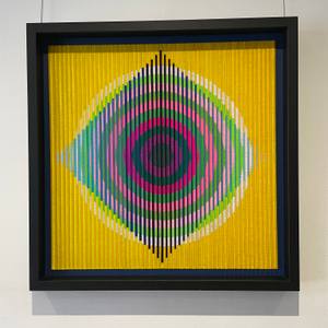 Green and pink ripple