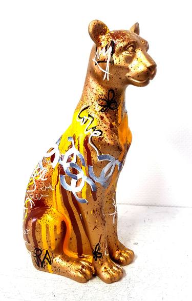 Original Pop Art Animal Sculpture by Priscilla Vettese