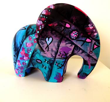 Sculpture Elephant - Fun Elephant - Animal Statue pop art - thumb