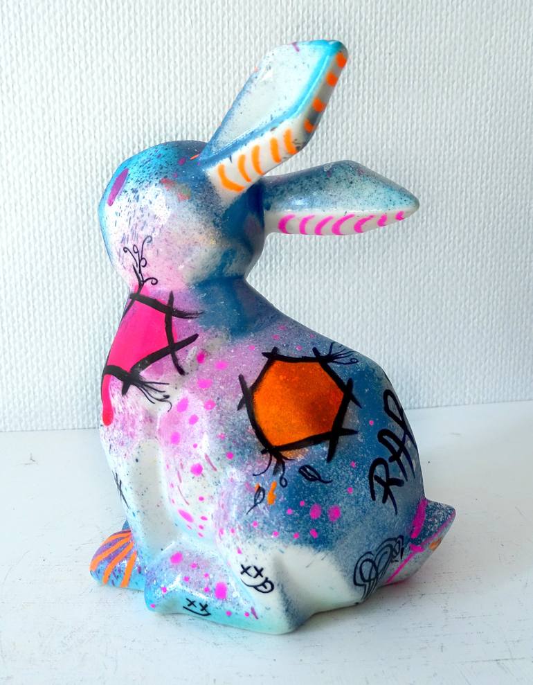 Original Pop Art Animal Sculpture by Priscilla Vettese