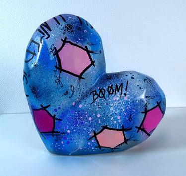 Heart Statue Pop Art Graffiti - Blue Love Sculpture Heart Origami thumb