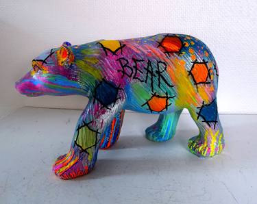 pop art polar bear resin statue / bear graffiti colored sculpture thumb