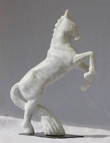 Carrara Marble Wild Animal Sculpture thumb
