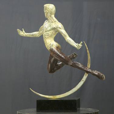 The Dance of Victory /Bronze Sculpture, Limited Edition 3/14 thumb