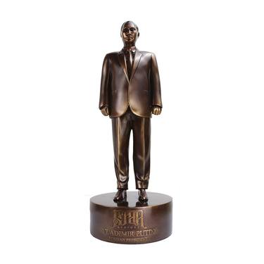 Vladimir Putin Bronze Statue thumb