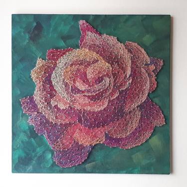 String Art Picture "Rose bud" thumb