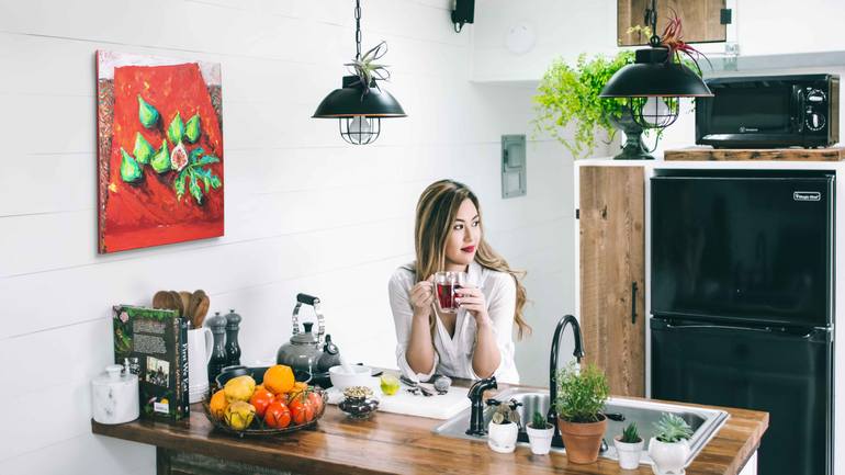 Original Expressionism Still Life Painting by Vjeran Cengic