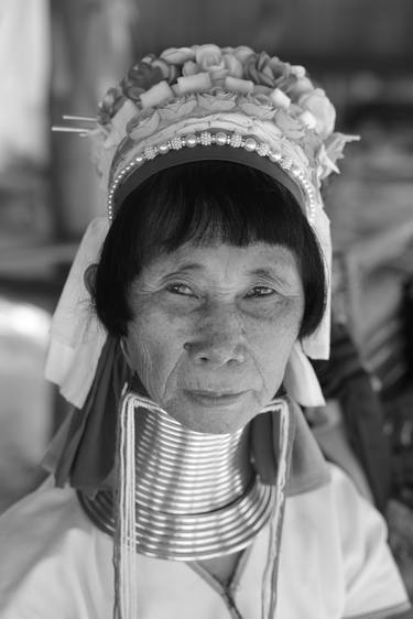 Kayan  woman - Platinum Print - Limited Edition of 3 thumb