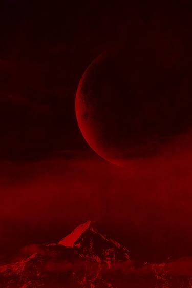 Red Moon thumb