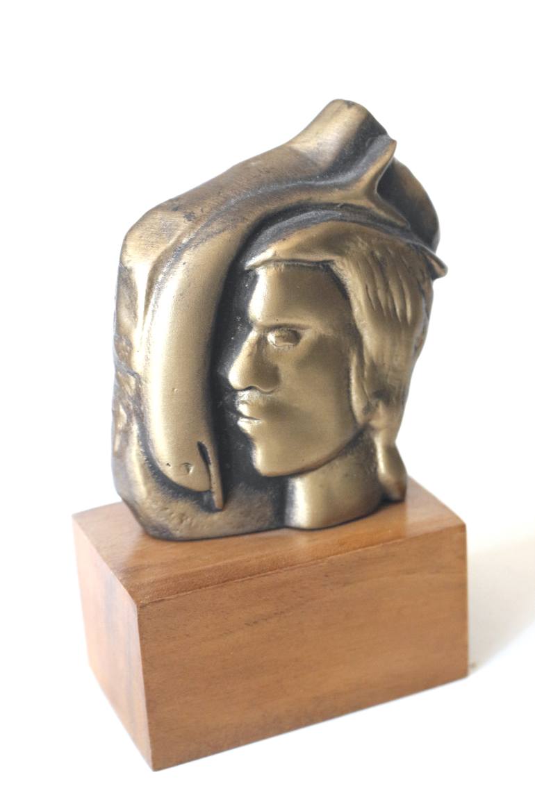 Original Figurative People Sculpture by Michalis Kevgas