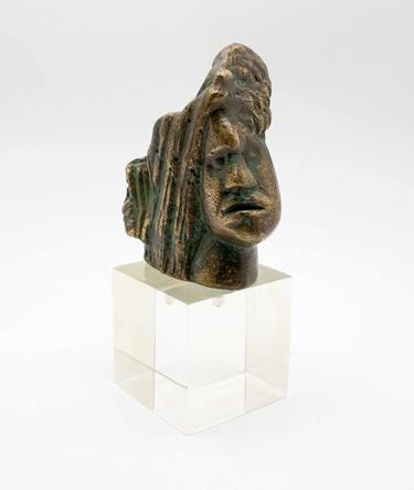 Sculpture in pressed brass with green patina thumb