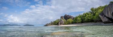Vision of the sea "La Digue Seychelles" thumb