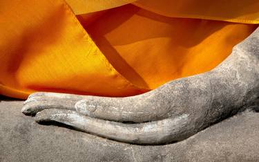 Vision of the Word "In Buddha's Hand" thumb