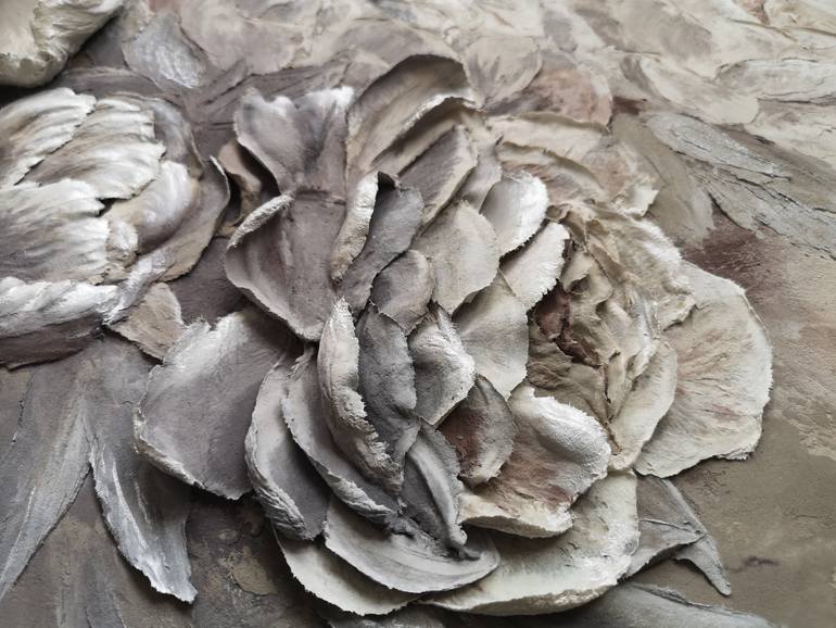 Original Figurative Floral Sculpture by Irina Stepanova