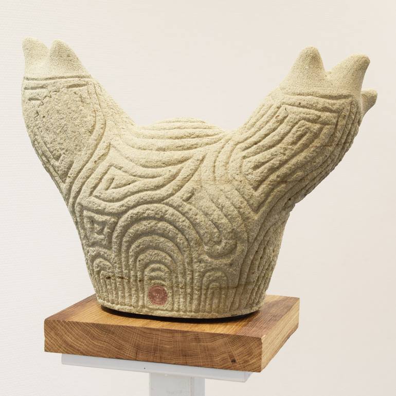 Original Figurative Body Sculpture by Laurent Madelmont