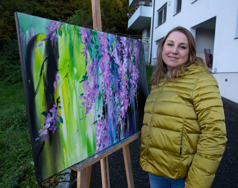 Original Contemporary Floral Painting by Anna Shesterikova